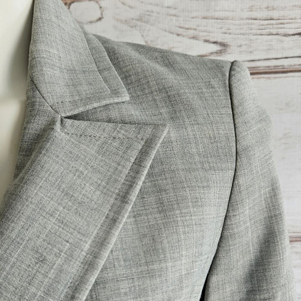 Express Design Studio Light Gray Blazer Jacket Sz… - image 3